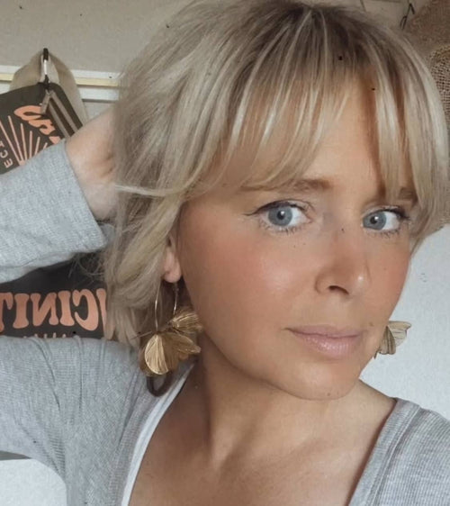 Island Bloom Hoops : Silver