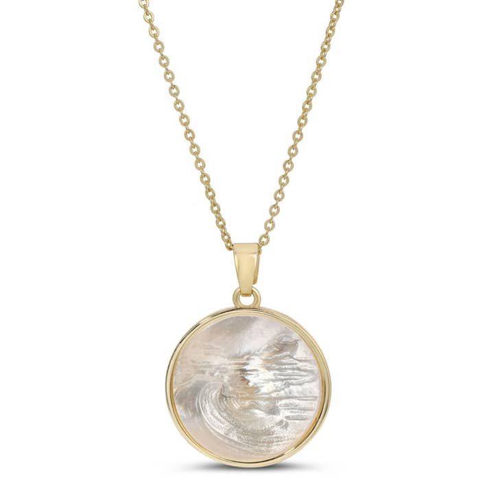 Good Vibes & High Tides Etched Shell Necklace
