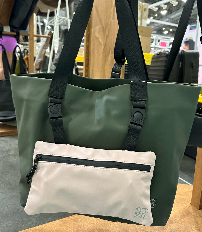 Commuter Simple Pouch