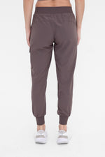 Capri Active Joggers with Pockets