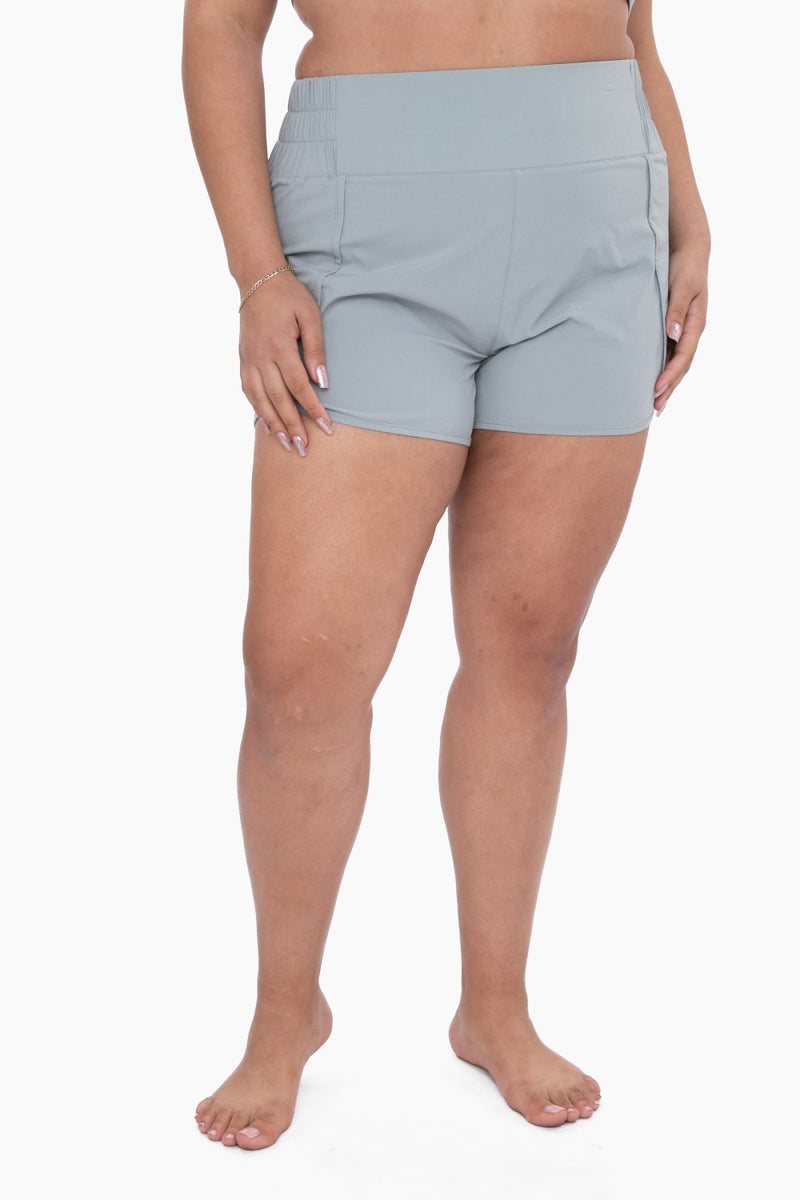 CURVY Highwaist Athleisure Split Shorts