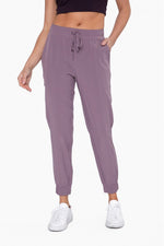 Essential Athleisure Jogger