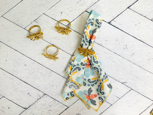 Bee Napkin Rings Set