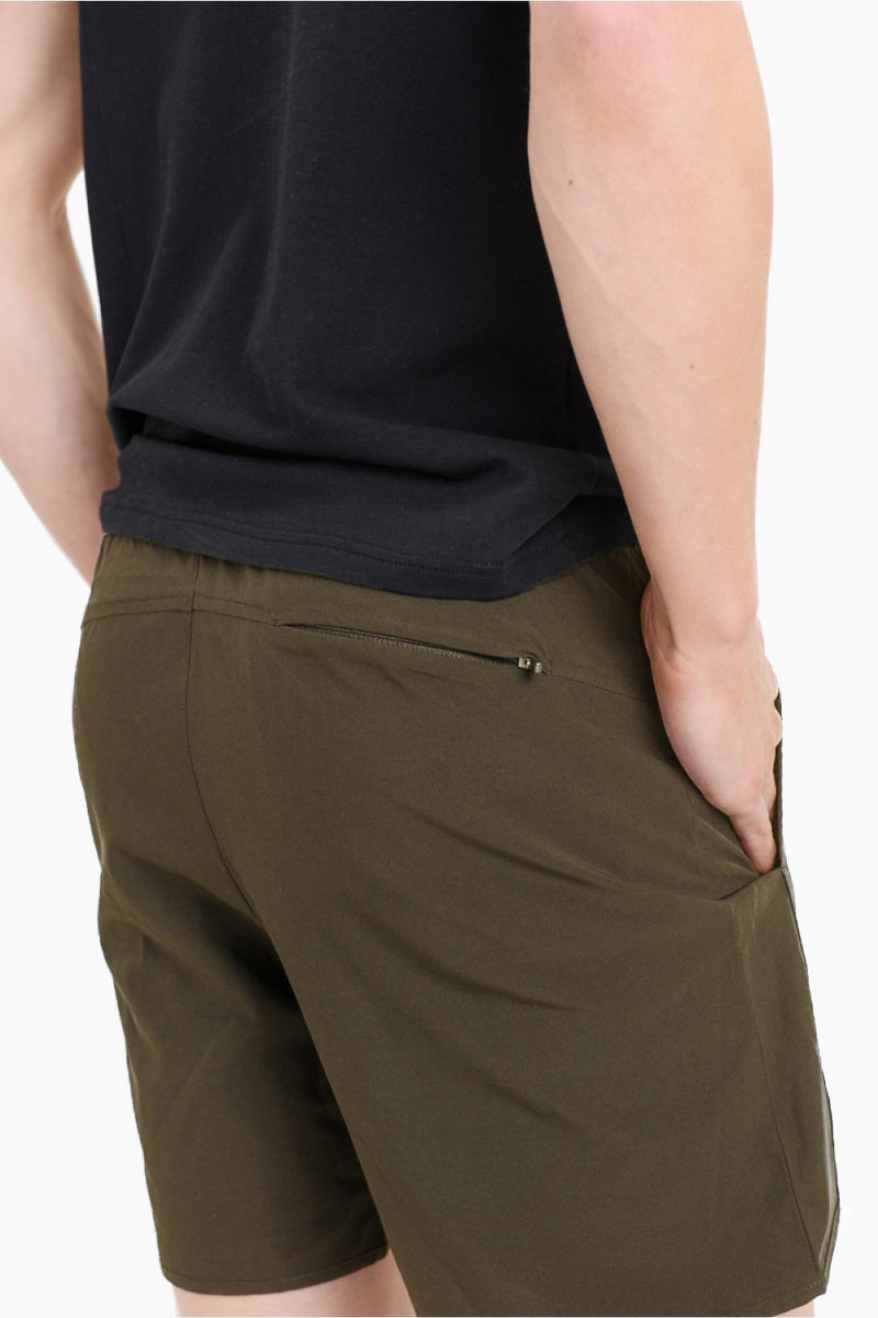 Mens Wave Accent Active Shorts