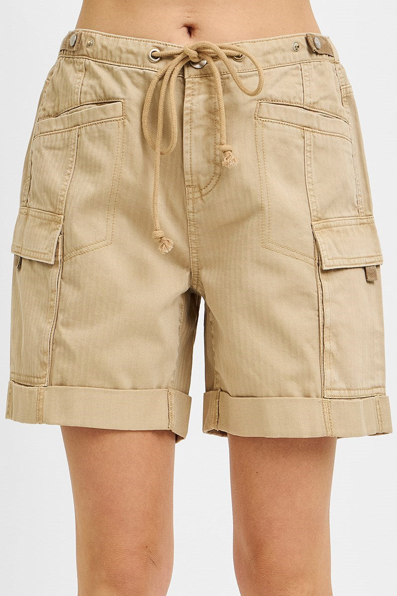 Risen Mid-Rise Cargo Shorts - Latte