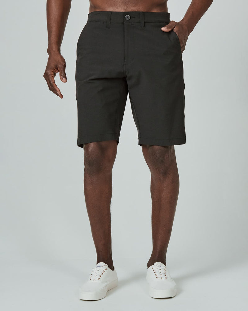 7 Diamonds Momentum Hybrid Short- Black