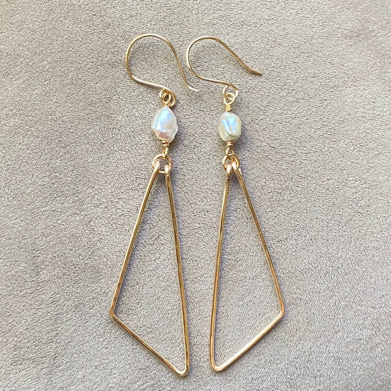 Gold Hammered Triangle Earrings AAA Freshwater Pearl
