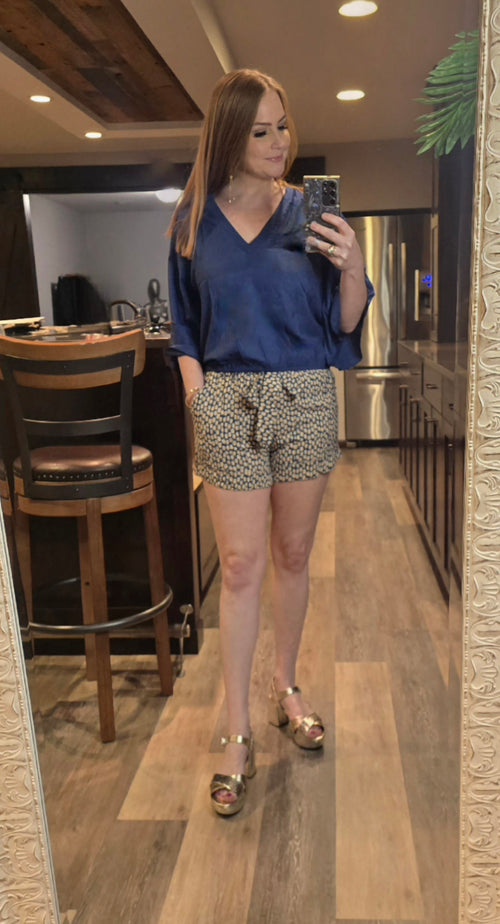 Khush Divino Short - Tulipano Prussian